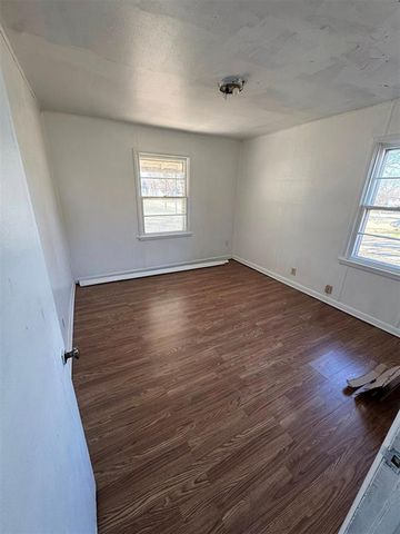 401 E Center, Lexington, OK 73051