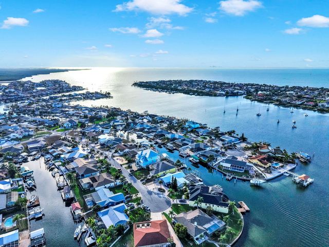 6344 COTTONWOOD LANE, Apollo Beach, FL 33572