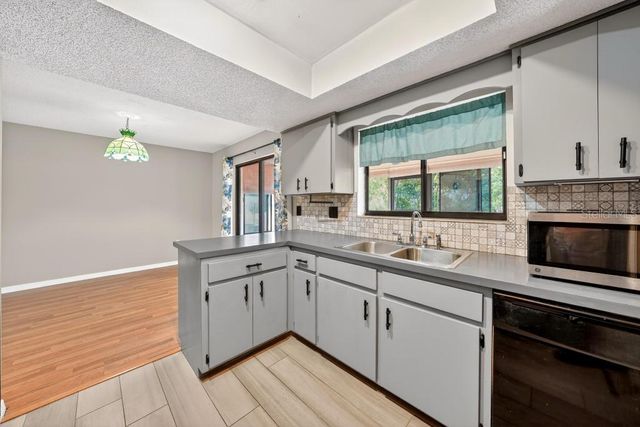 2475 S PARKVIEW AVENUE, Orange City, FL 32763