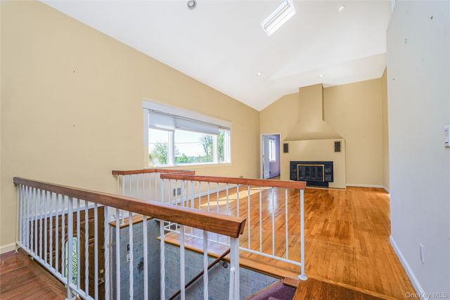215 Coverly Avenue, Staten Island, NY 10301