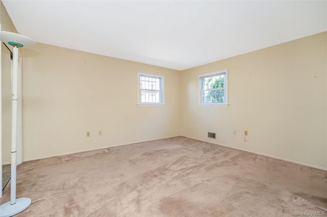215 Coverly Avenue, Staten Island, NY 10301