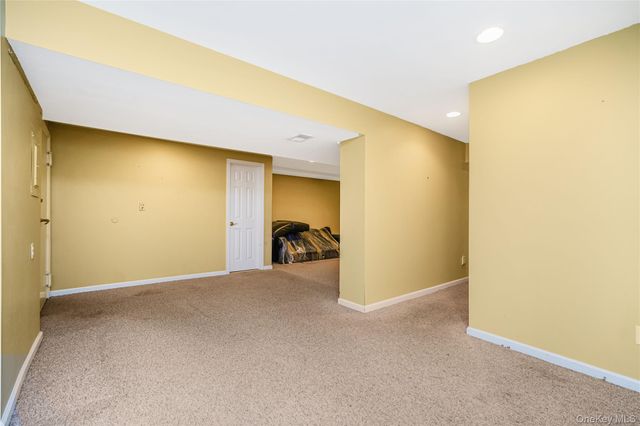 215 Coverly Avenue, Staten Island, NY 10301
