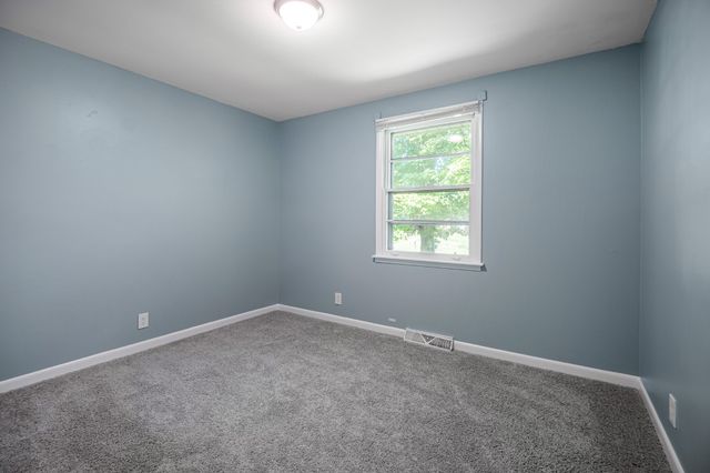 604 Meadow Lane Dr, Nashville, TN 37221