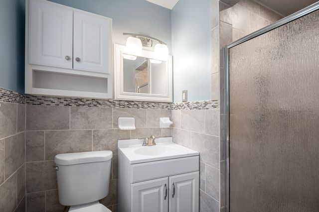 604 Meadow Lane Dr, Nashville, TN 37221