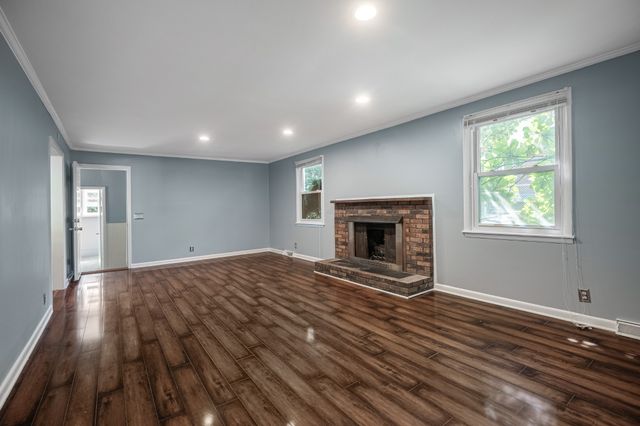 604 Meadow Lane Dr, Nashville, TN 37221