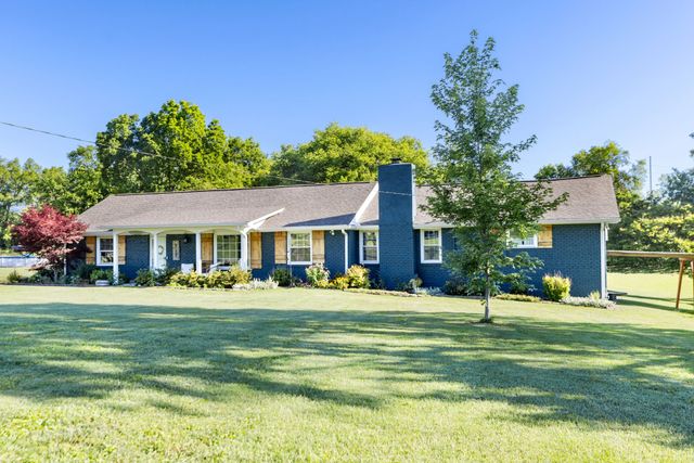 208 Wellington Dr, Madison, TN 37115