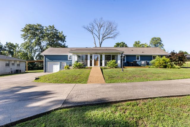 208 Wellington Dr, Madison, TN 37115