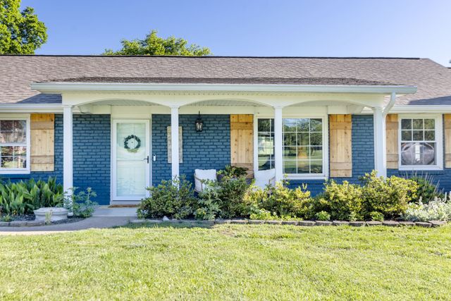 208 Wellington Dr, Madison, TN 37115
