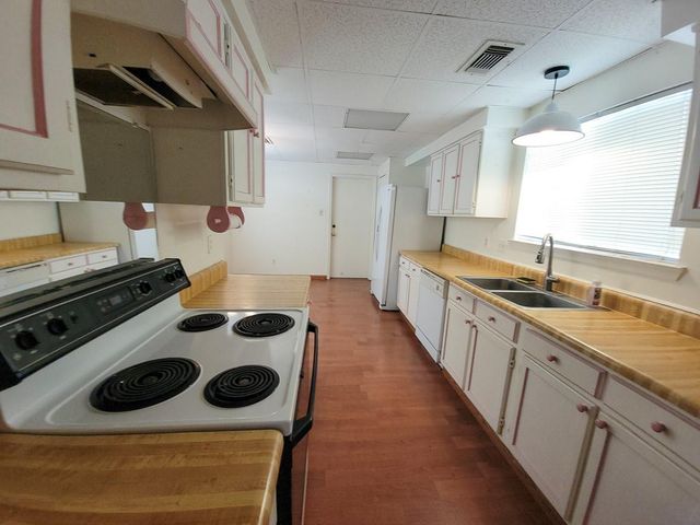 3430 Hombly Road, Houston, TX 77066