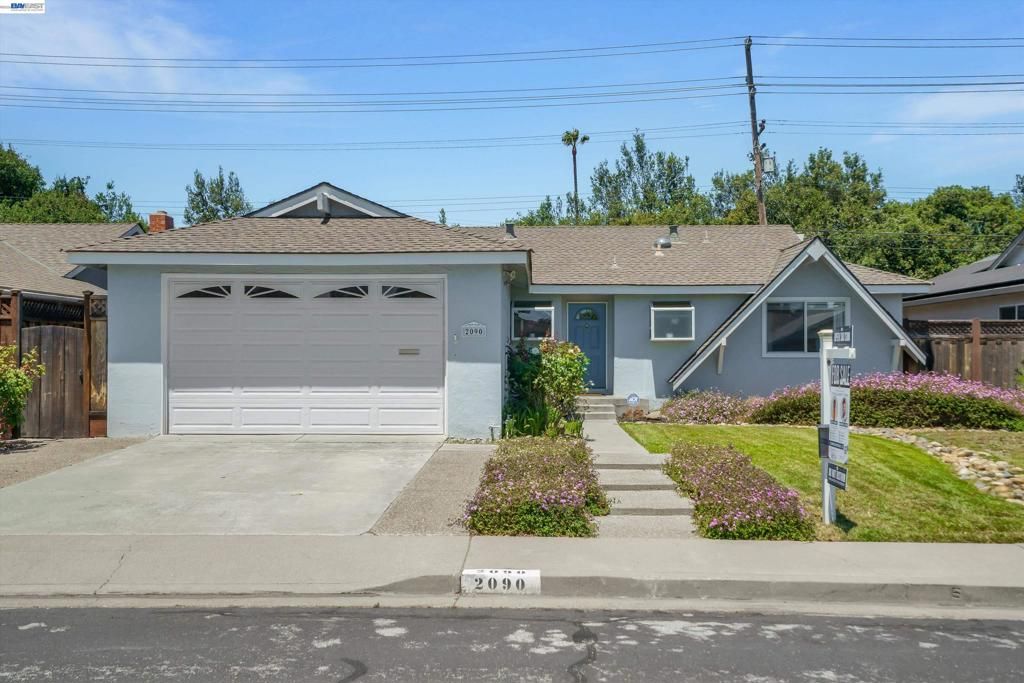 Image 1 of property listing at 2090 Coolidge Dr, Santa Clara, CA 95051