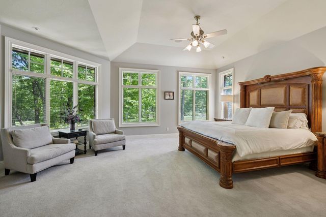 614 Hidden Creek Trail, Mendota Heights, MN 55118