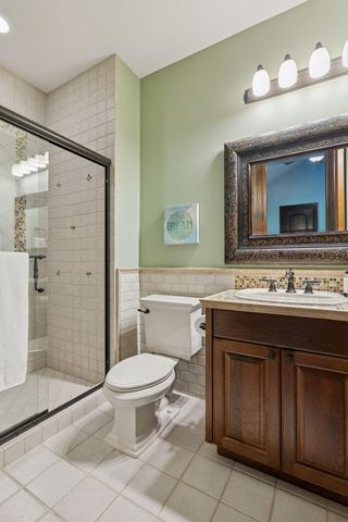 614 Hidden Creek Trail, Mendota Heights, MN 55118