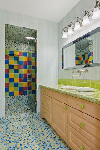 614 Hidden Creek Trail, Mendota Heights, MN 55118