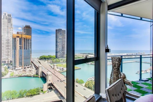 211 N Harbor Drive 1809, Chicago, IL 60601