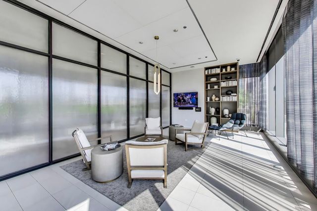 211 N Harbor Drive 1809, Chicago, IL 60601