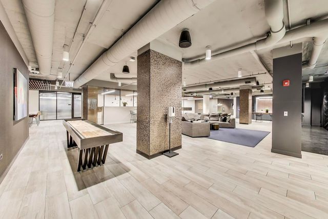 211 N Harbor Drive 1809, Chicago, IL 60601