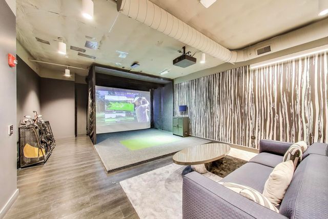 211 N Harbor Drive 1809, Chicago, IL 60601