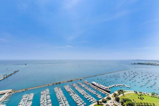 211 N Harbor Drive 1809, Chicago, IL 60601