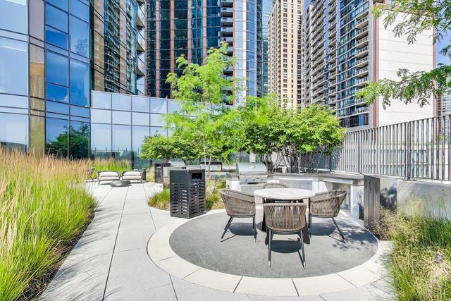 211 N Harbor Drive 1809, Chicago, IL 60601