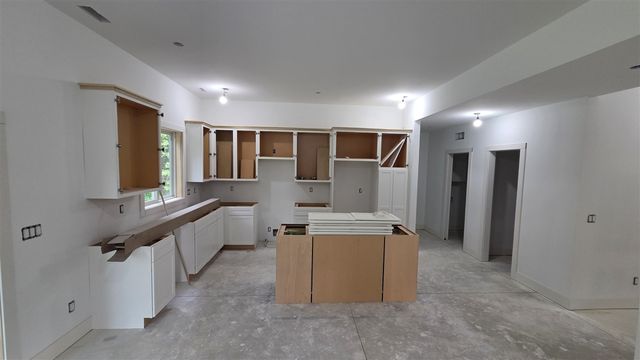1500 Poppy Point Drive, Jenison, MI 49428