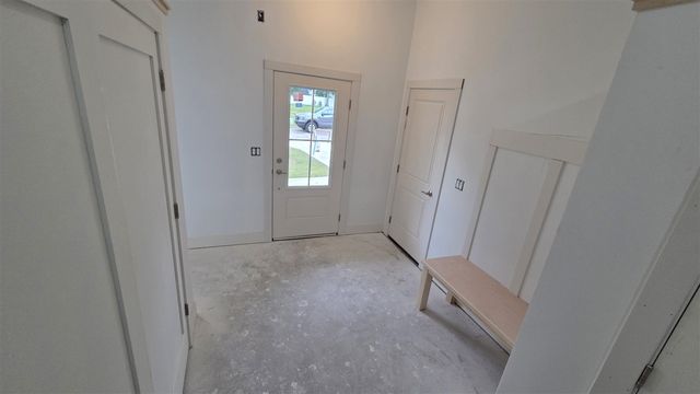 1500 Poppy Point Drive, Jenison, MI 49428