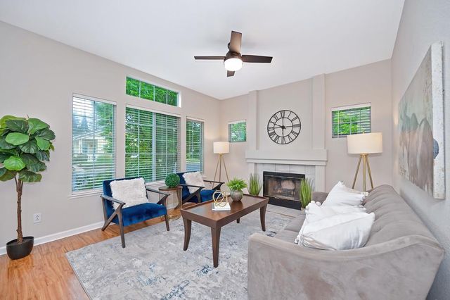 463 Parker Dr, Folsom, CA 95630