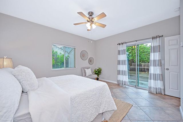 463 Parker Dr, Folsom, CA 95630