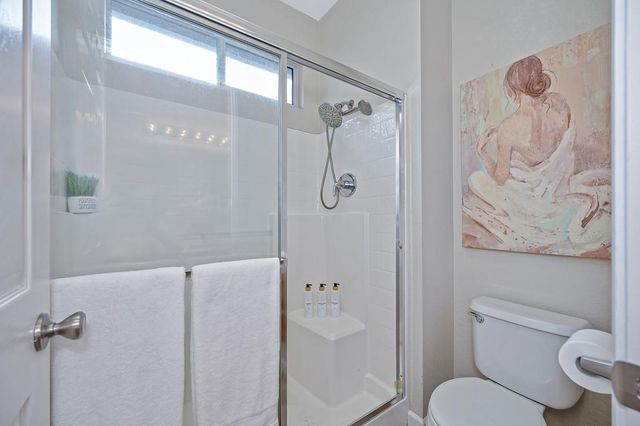 463 Parker Dr, Folsom, CA 95630