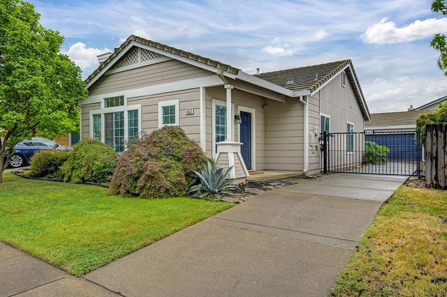 463 Parker Dr, Folsom, CA 95630
