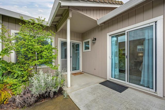 463 Parker Dr, Folsom, CA 95630