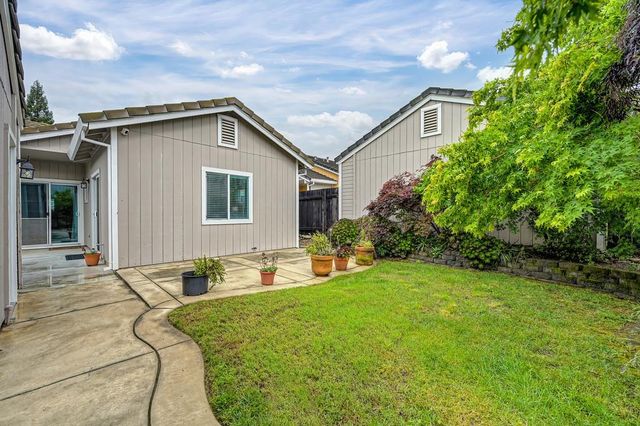 463 Parker Dr, Folsom, CA 95630