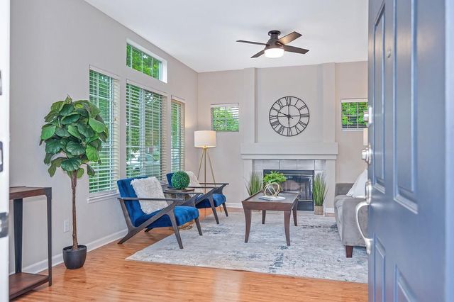 463 Parker Dr, Folsom, CA 95630