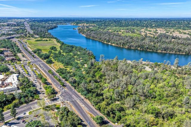 463 Parker Dr, Folsom, CA 95630