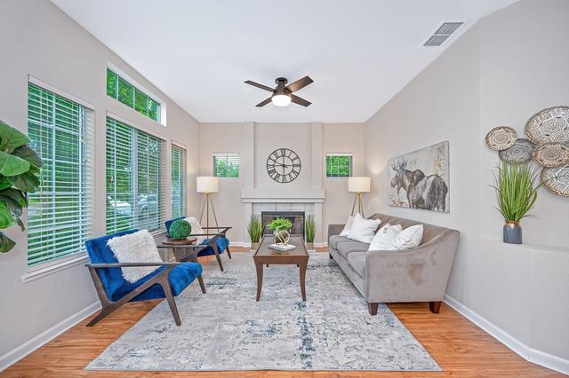 463 Parker Dr, Folsom, CA 95630