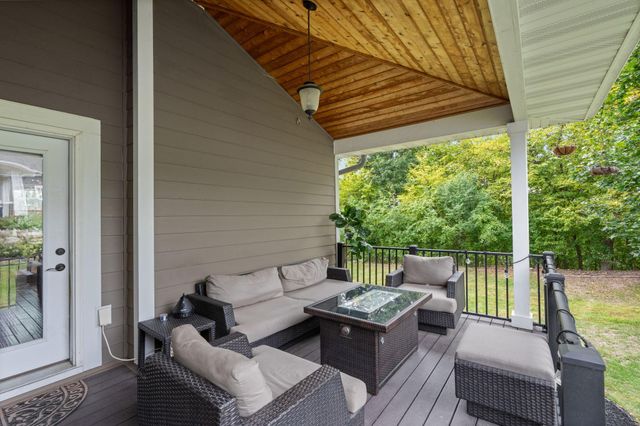 6292 Montee Drive, Eden Prairie, MN 55344