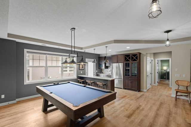 6292 Montee Drive, Eden Prairie, MN 55344