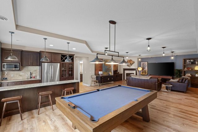 6292 Montee Drive, Eden Prairie, MN 55344