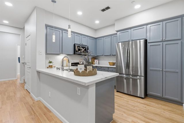 166 W Luna Loca Ln, Mountain House, CA 95391