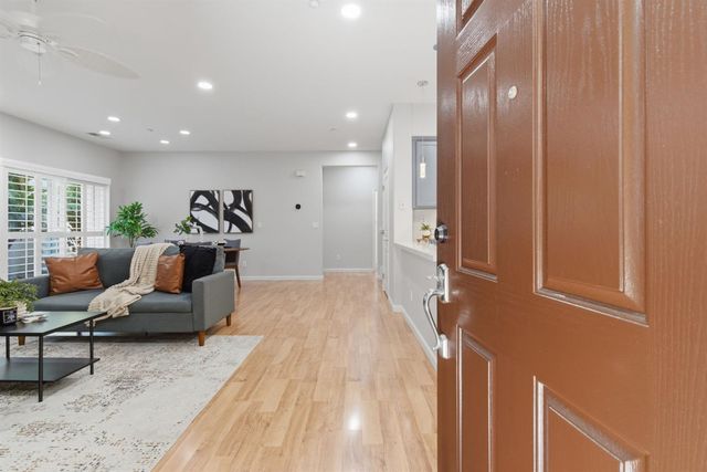 166 W Luna Loca Ln, Mountain House, CA 95391