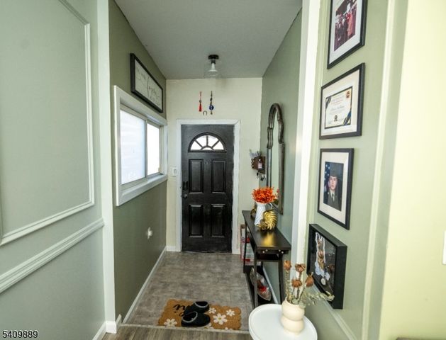 321 N Grove St, East Orange City, NJ 07017