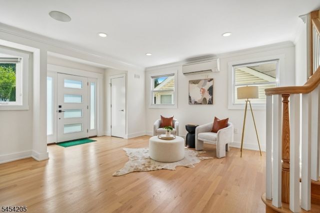 877 Park Ave, Elizabeth City, NJ 07208