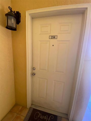 4333 BAYSIDE VILLAGE DRIVE 214, Tampa, FL 33615