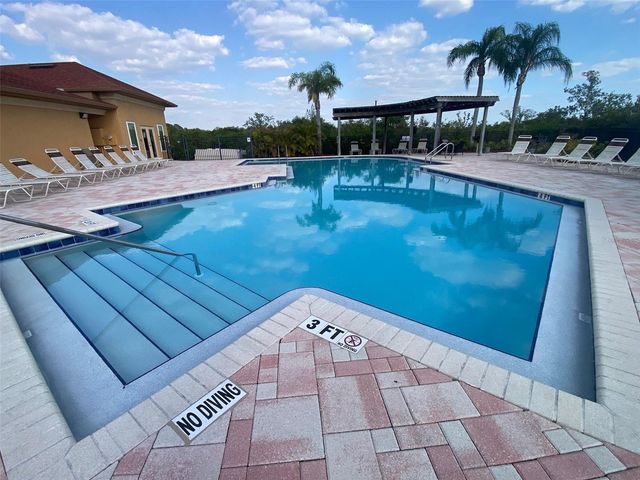 4333 BAYSIDE VILLAGE DRIVE 214, Tampa, FL 33615