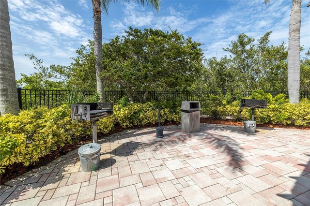 4333 BAYSIDE VILLAGE DRIVE 214, Tampa, FL 33615