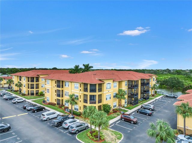 4333 BAYSIDE VILLAGE DRIVE 214, Tampa, FL 33615