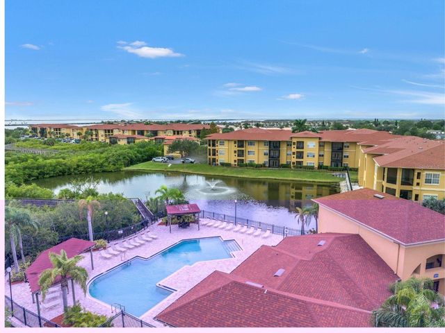 4333 BAYSIDE VILLAGE DRIVE 214, Tampa, FL 33615