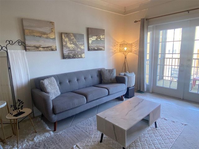 4333 BAYSIDE VILLAGE DRIVE 214, Tampa, FL 33615