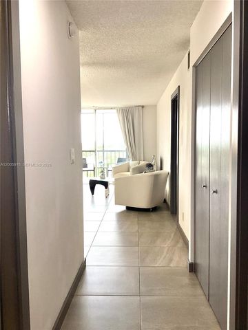 8900 Washington Boulevard PH2A, Pembroke Pines, FL 33025