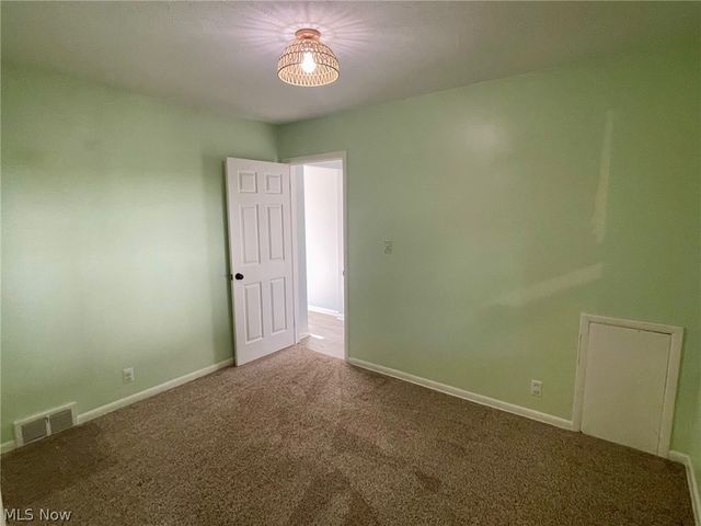 1683 Dennis Drive, Wickliffe, OH 44092