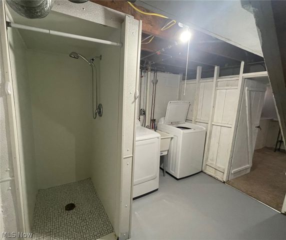 1683 Dennis Drive, Wickliffe, OH 44092